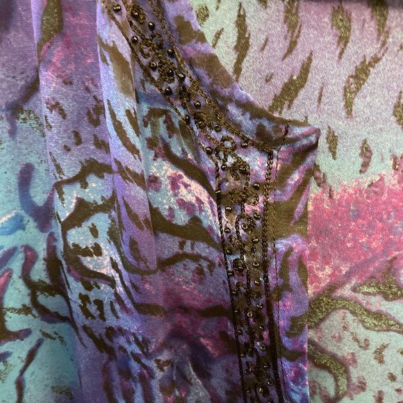 Chico's Top Wmns Sz 3 Blue Animal Print Silk Rayon Beaded V-Neck LS Grandma-Core - Picture 6 of 8